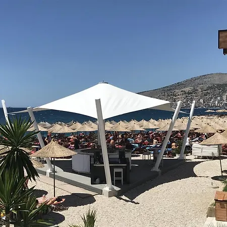 Mango Beach * Sarandë