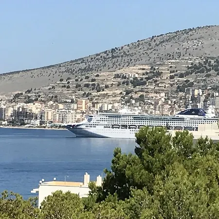 Mango Beach * Sarandë