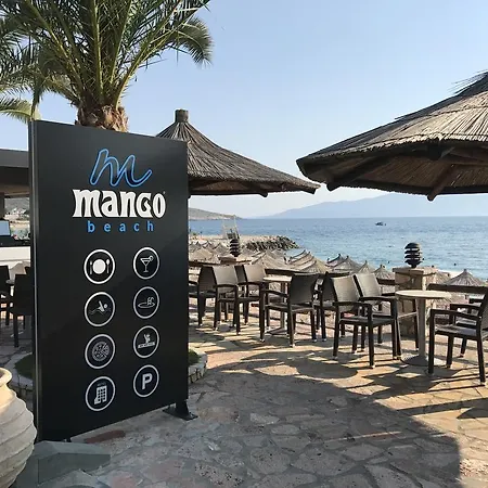 Mango Beach Sarandë